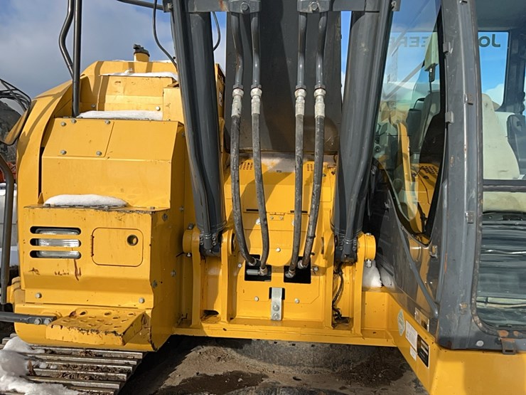 2020-john-deere-2020-image-6