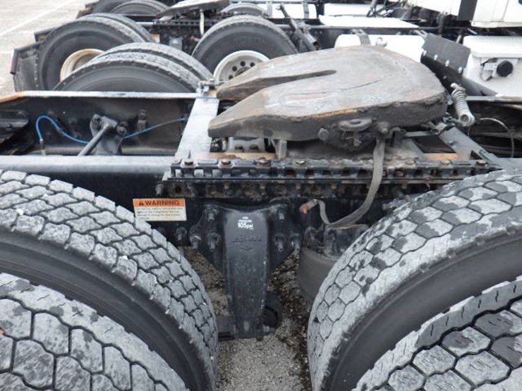 freightliner-cascadia-126-image-6