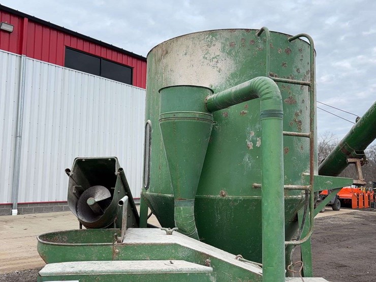 john-deere-400-image-14