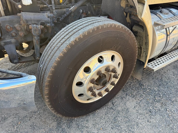 kenworth-t370-image-23