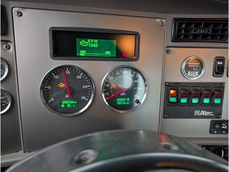 2012-kenworth-t370-image-25