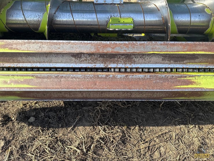 2011-claas-905-pickup-header-image-13