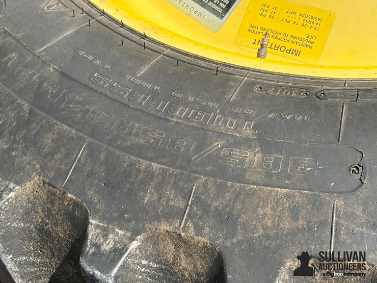 john-deere-4700-image-9