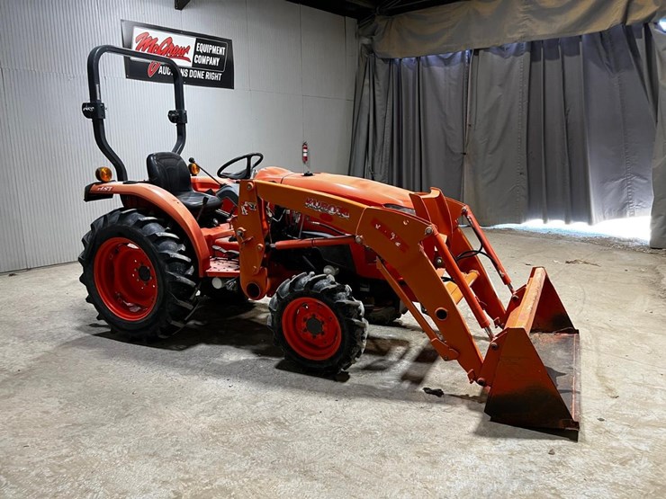 2014-kubota-l3901hst-image-6