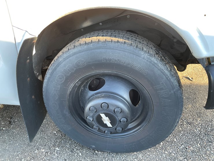 #1071-•-1999-chevy-short-bus-(has-wi-title)-image-13