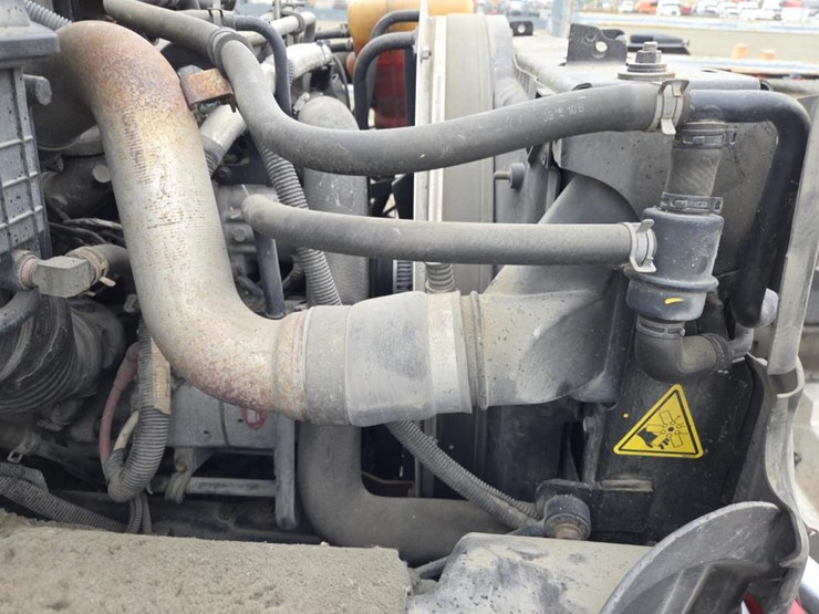 2011-international-durastar-4400-image-62