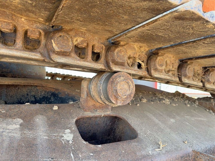 hitachi-225-excavator-image-13