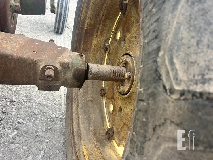 john-deere-730-image-41