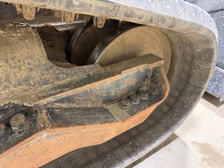 2022-bobcat-t770-image-20