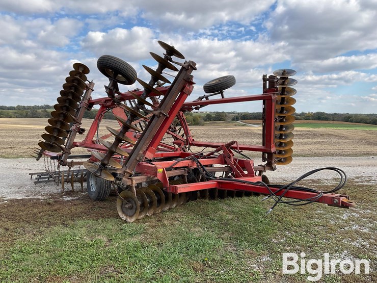 international-496-image-3