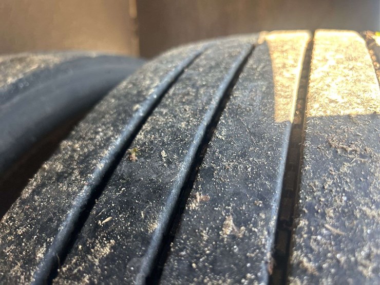 2007-freightliner-mt55-image-11