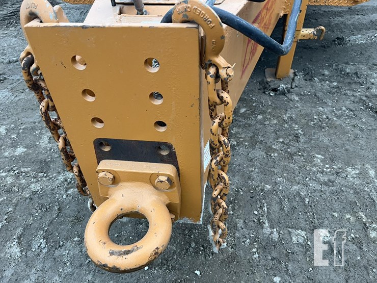 2010-econoline-25-ft-x-96-in-image-19