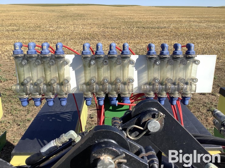 john-deere-1720-image-17