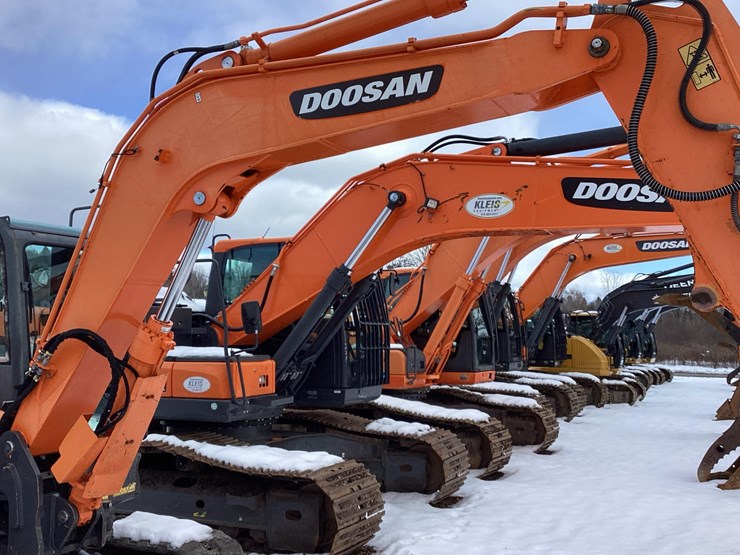 2015-doosan-dx85r-hydraulic-excavator-sn:dhkceaavhe6001366-image-5
