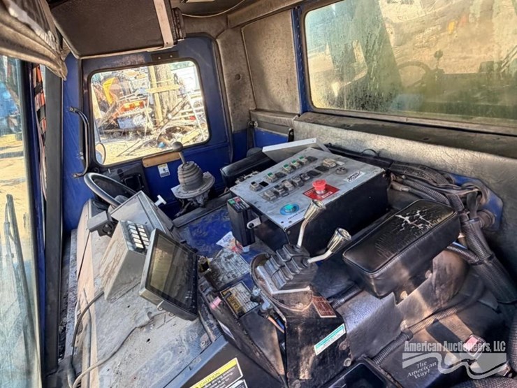 2016-mack-leu613-image-11