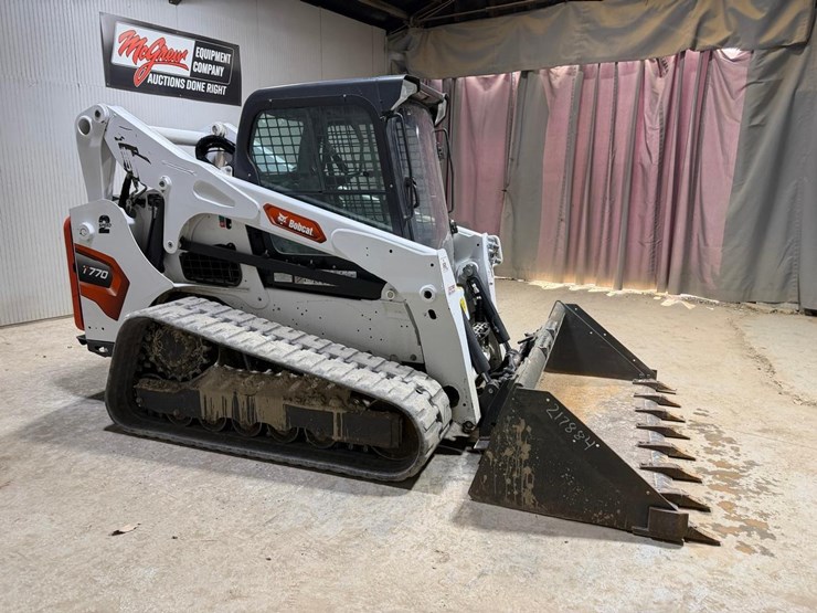 2023-bobcat-t770-image-6