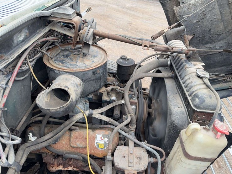 1981-ford-ln700-image-21