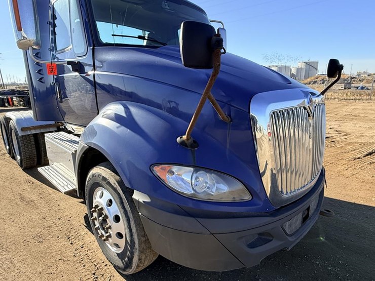 2017-international-prostar-image-18