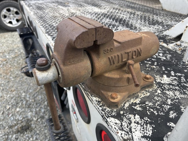 international-4000-image-30