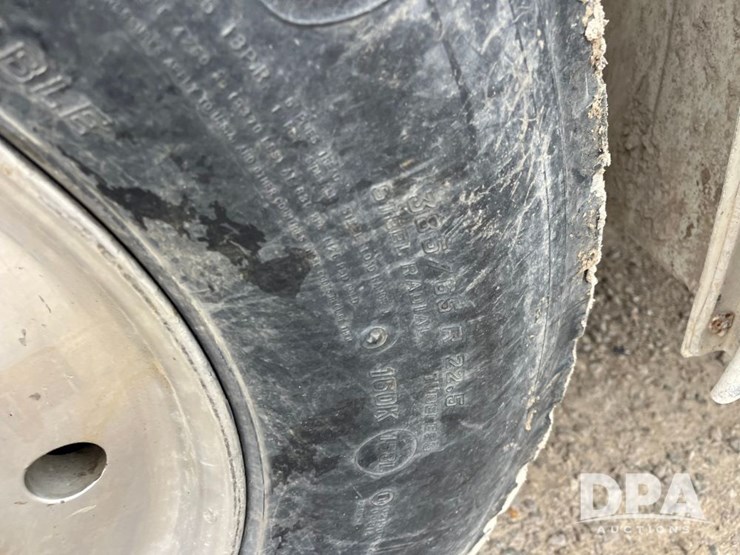 freightliner-fl80-image-17