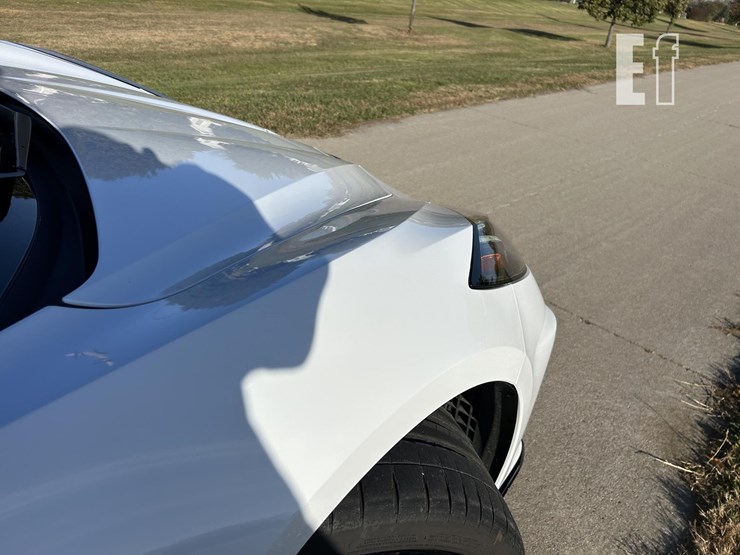 2021-chevrolet-corvette-image-48