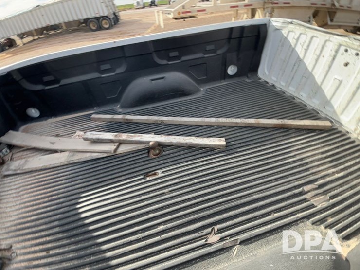 chevrolet-silverado-2500hd-image-30