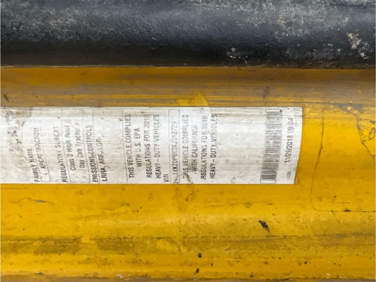 2019-kenworth-t880-image-25