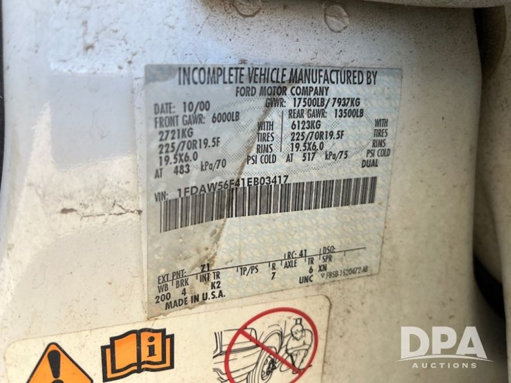 ford-f550-xl-image-65