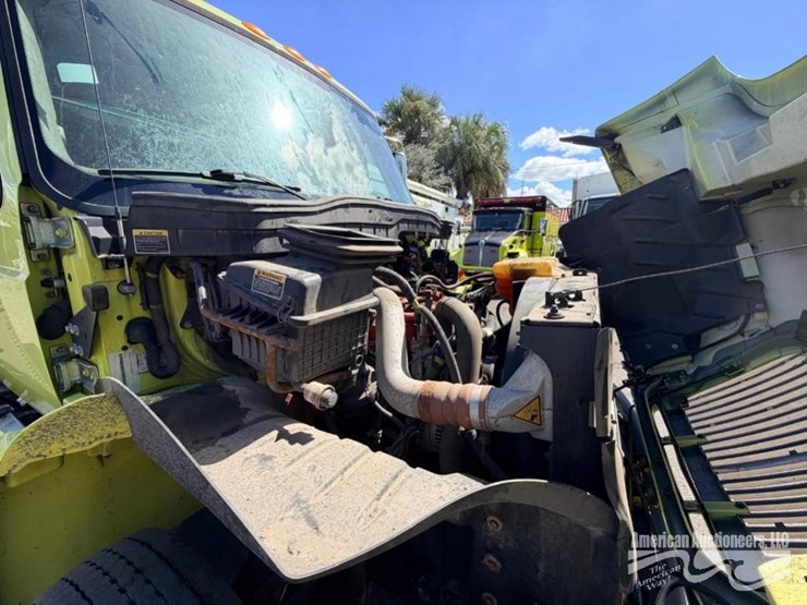 international-durastar-4400-image-15