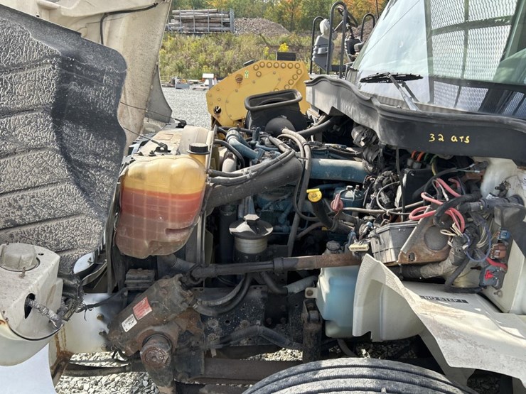 international-4000-image-71