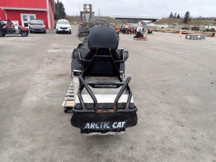 caterpillar-570-image-9