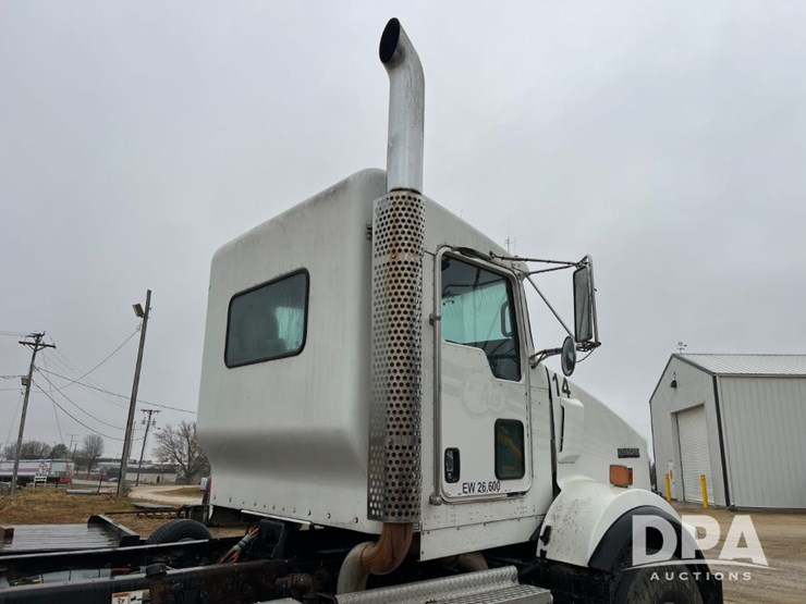 kenworth-t800-image-23