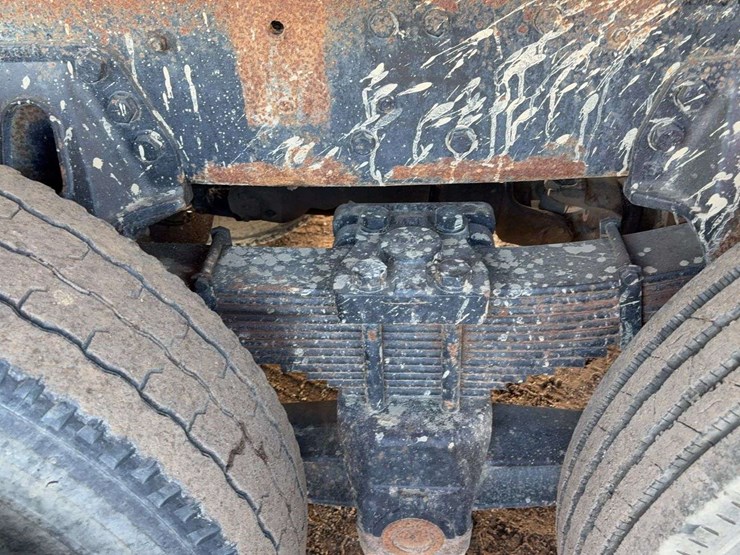 1995-ford-ltl9000-image-13