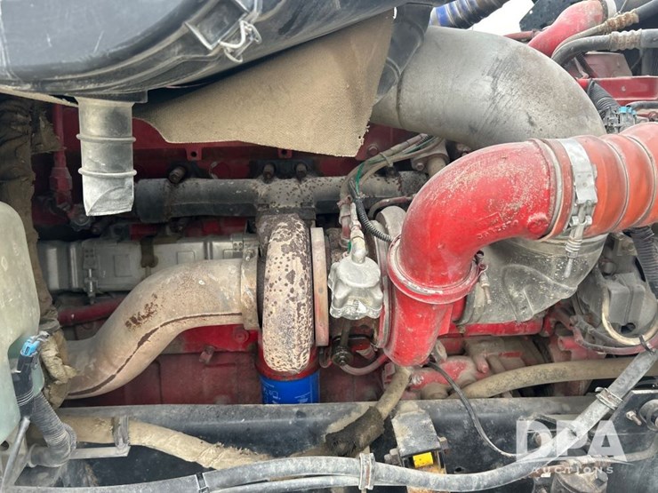 international-9900i-image-38