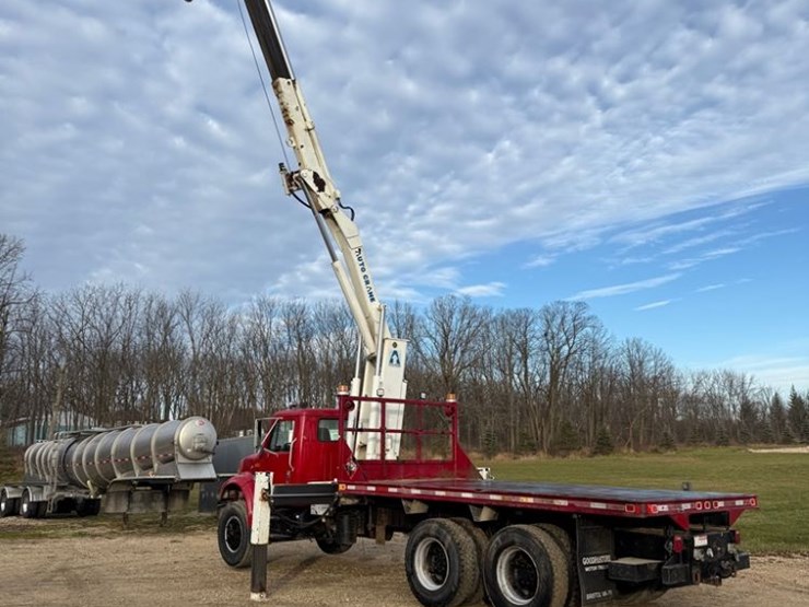 1999-international-4900-image-4