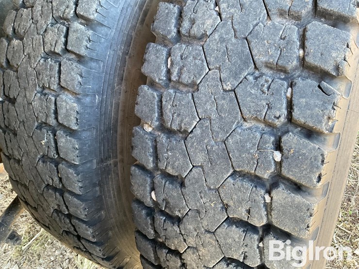 freightliner-fld120-image-15