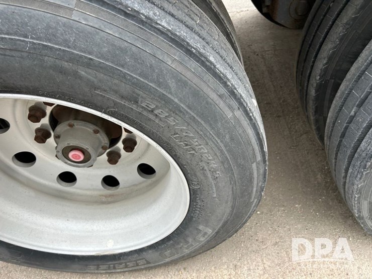 2015-wilson-hopper-bottom-image-21