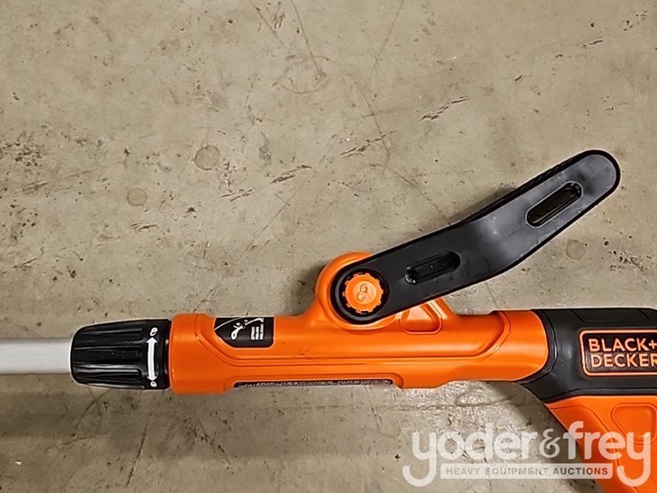 wheel-barrow,-machete-(2-of),-3lb-brass-hammer,-seep-hose,-adjustable-multi-tool-hanger,-black-&-decker-40v-weed-wacker,-trexeen-hedger-image-30