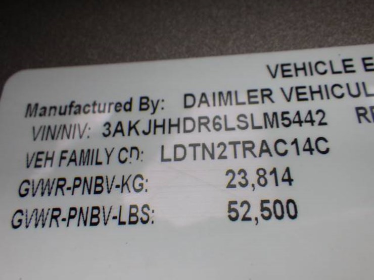 2020-freightliner-cascadia-126-image-22