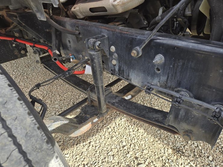 2015-ford-f650-image-25