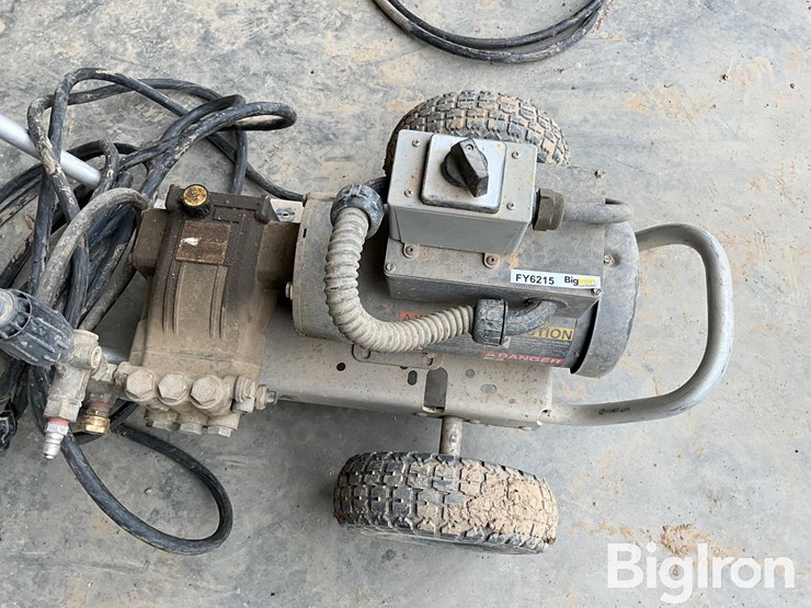 2023-landa-pressure-washer-image-13