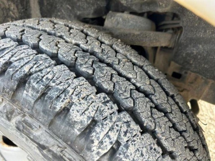 2016-dodge-1500-image-21