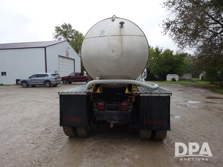 mack-r686st-image-26