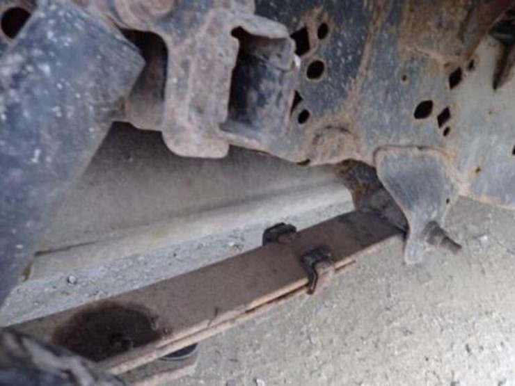 2014-ford-f150-xl-image-60