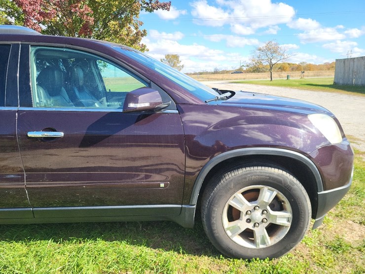 gmc-acadia-slt-image-27