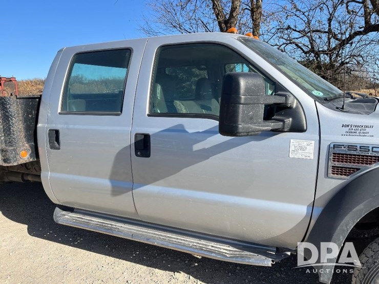 ford-f550-xl-image-26