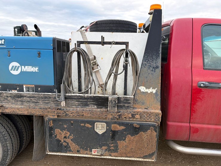 2008-dodge-3500-image-16