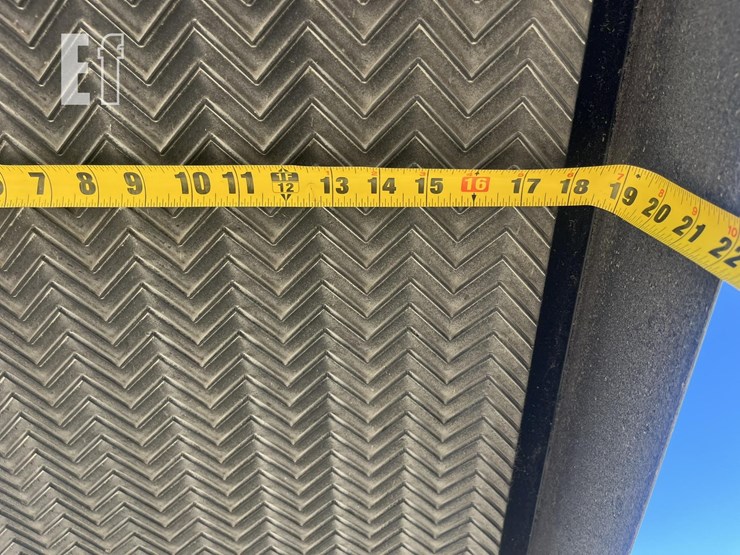 universal-1837-binbuster-field-loader-td-image-13