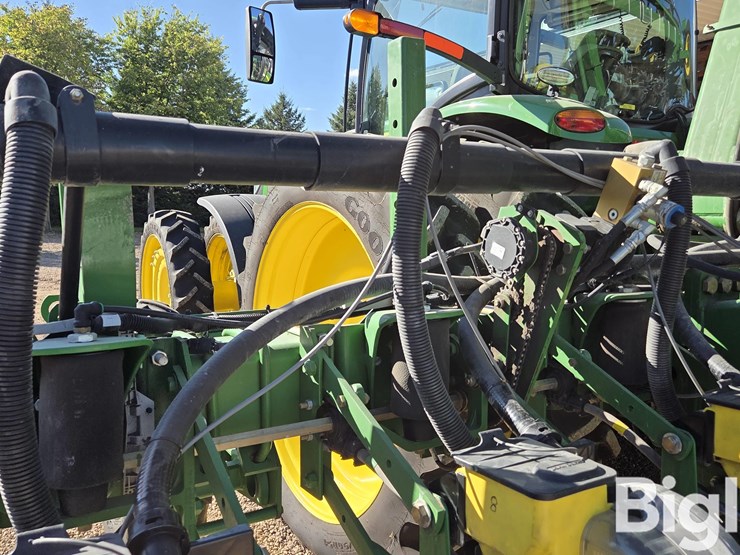 2011-john-deere-dr18-image-11