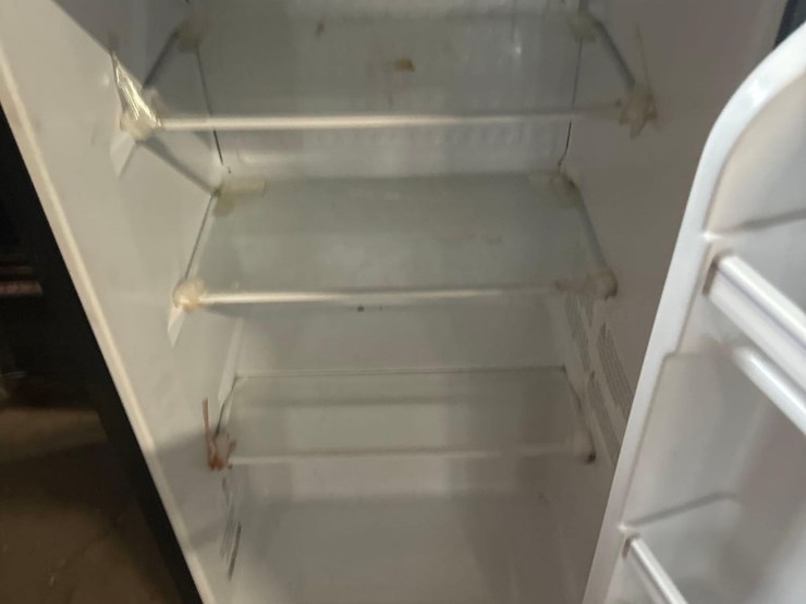 office-lot-see-pics-&-descriptions-image-10